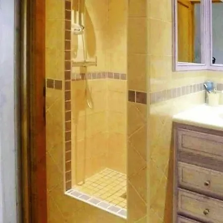 La Petite Maison Maximoise - Kleine Haus Maximoise By Interhome