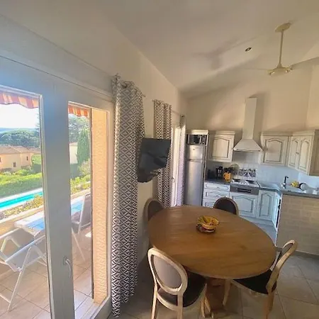 La Petite Maison Maximoise - Kleine Haus Maximoise By Interhome *