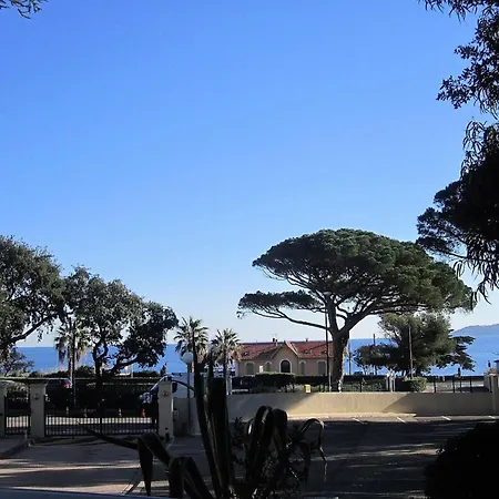 La Petite Maison Maximoise - Kleine Haus Maximoise By Interhome 度假居 *