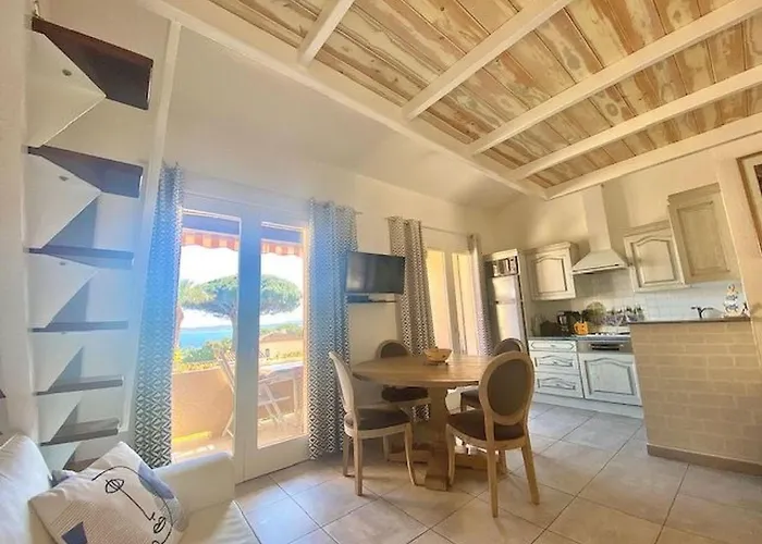 La Petite Maison Maximoise - Kleine Haus Maximoise By Interhome