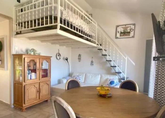 La Petite Maison Maximoise - Kleine Haus Maximoise By Interhome *