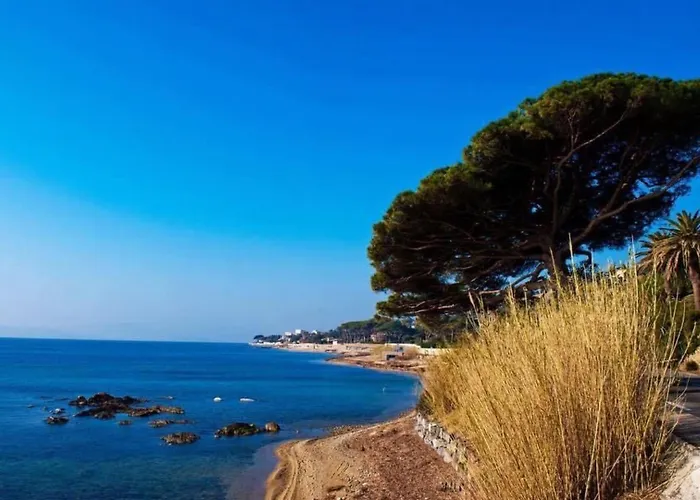 La Petite Maison Maximoise - Kleine Haus Maximoise By Interhome Tatil Evi *